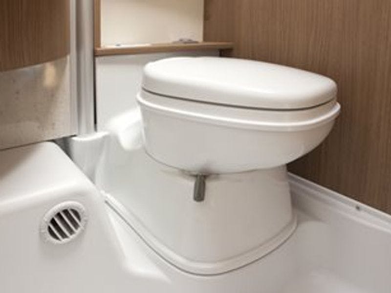 Klein toilet
